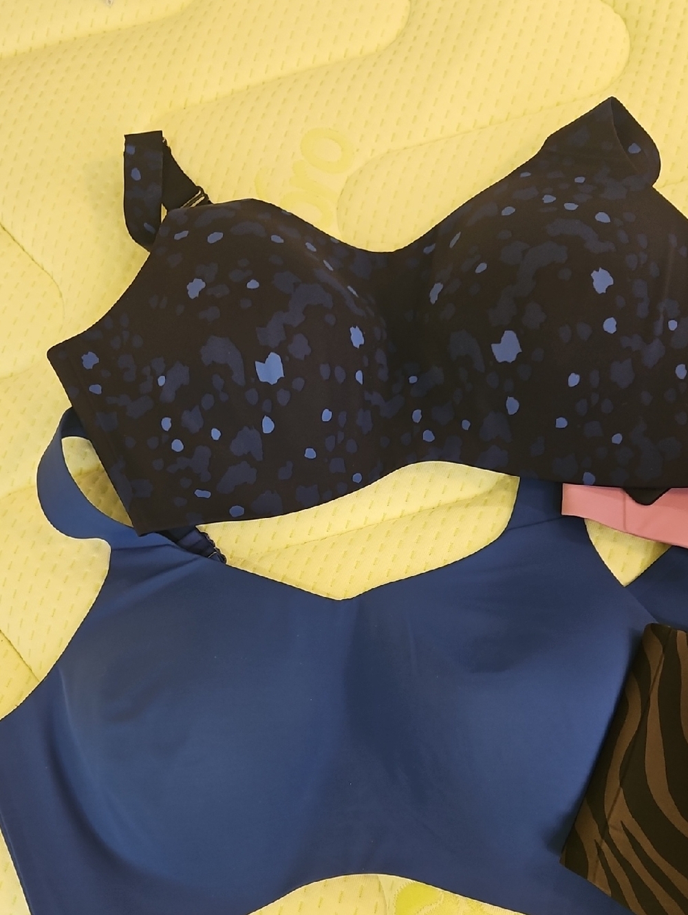 Amazing Offer! Knix 4  Seamless Bras (Size 7). - Picture 3 of 9